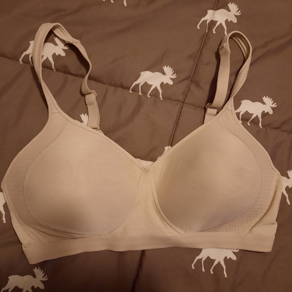 Hanes wire free bra